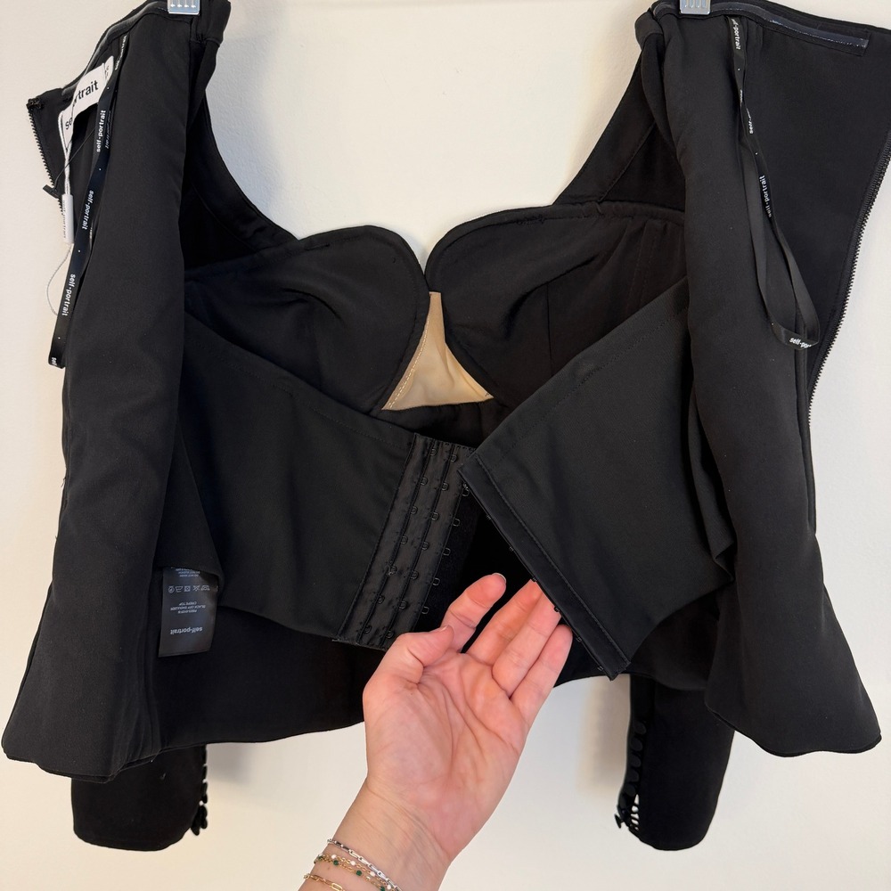 Self Portrait Off Shoulder Crystal Embellished‎ Top Revolve NWOT Women 8 Black - Picture 4 of 12